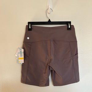 Zella Studio Pocket Bike Shorts NWT